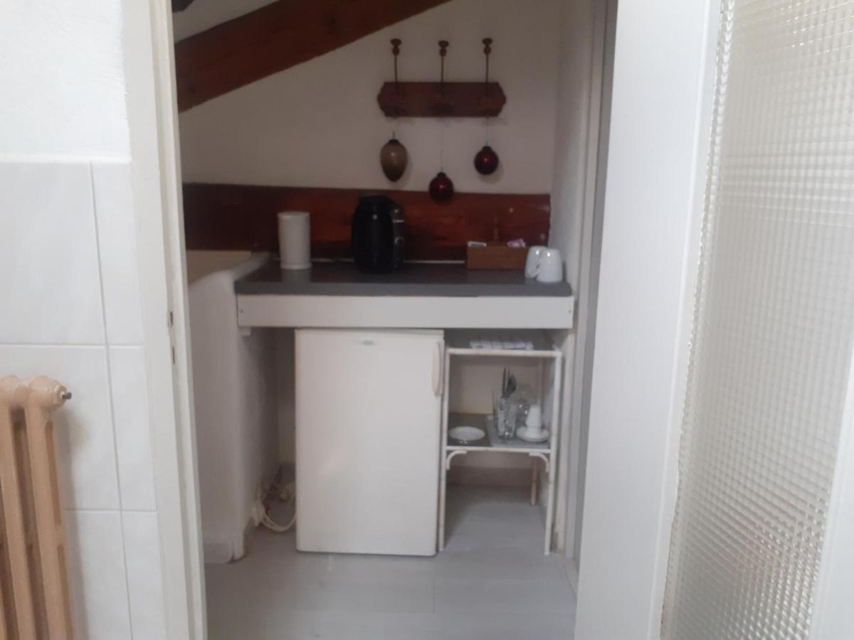 Chambre Dans Une Grande Maison Entre Canal Du Midi Et Centre Ville Béziers Kültér fotó